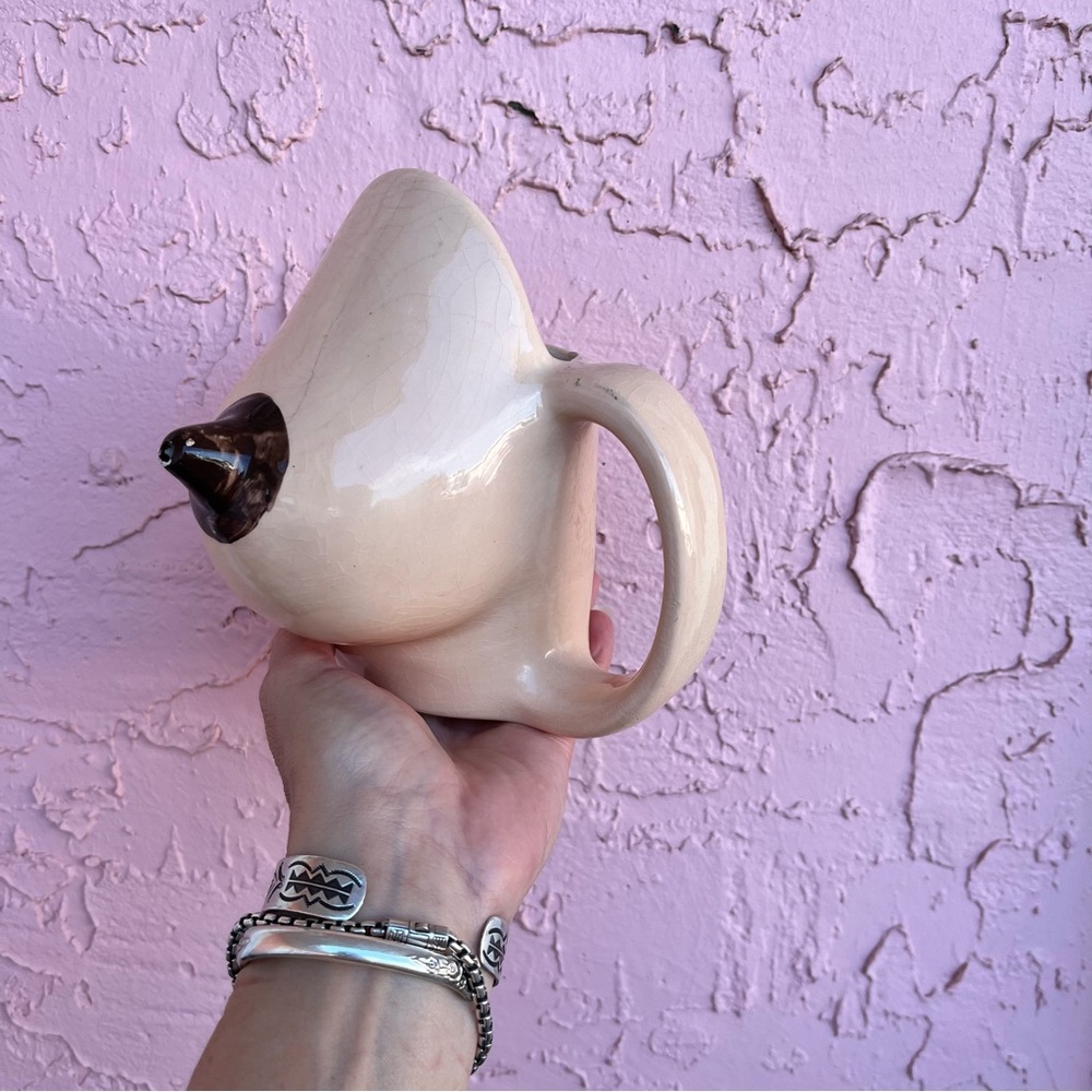 Ceramic Adult Novelty Boob Mug Pop Art Vintage